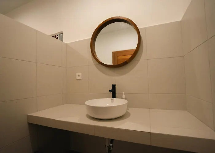 Zena Surf Hotel Jimbaran (Bali)