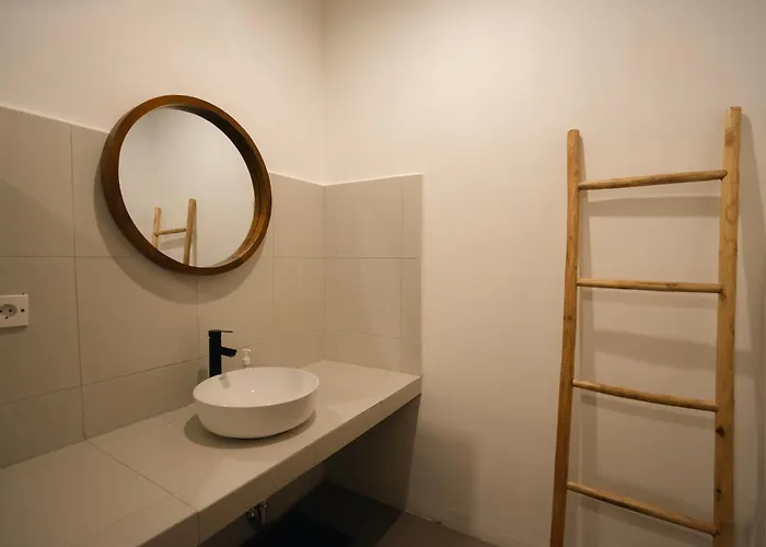 Hotel Zena Surf Jimbaran (Bali)